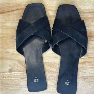 H&M Black Sandals with Crisscross